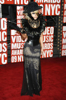 Lady Gaga Vma Red Carpet. Lady Gaga on the MTV red