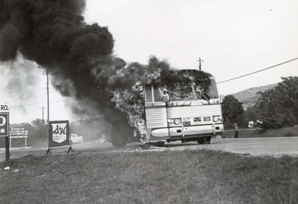 32+ Freedom Riders Bus Attacked In Alabama Background