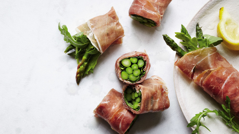 Prosciutto with Asparagus and Arugula Rolls