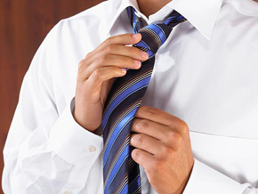 Tying a tie